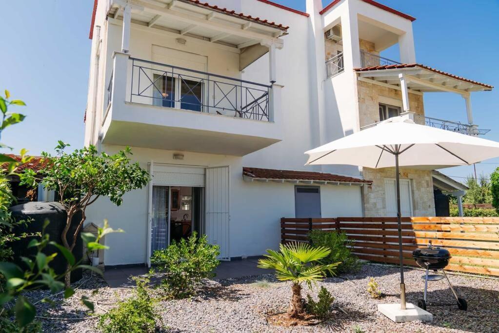 Villa Olion Áfitos Exterior foto
